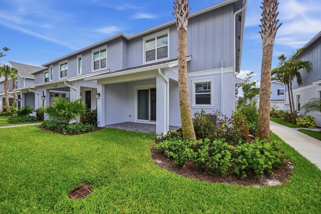 Building Photo - 16411 Powerscourt Dr