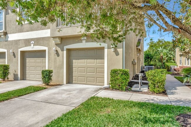 Great Townhouse in Gated Community - Great Townhouse in Gated Community