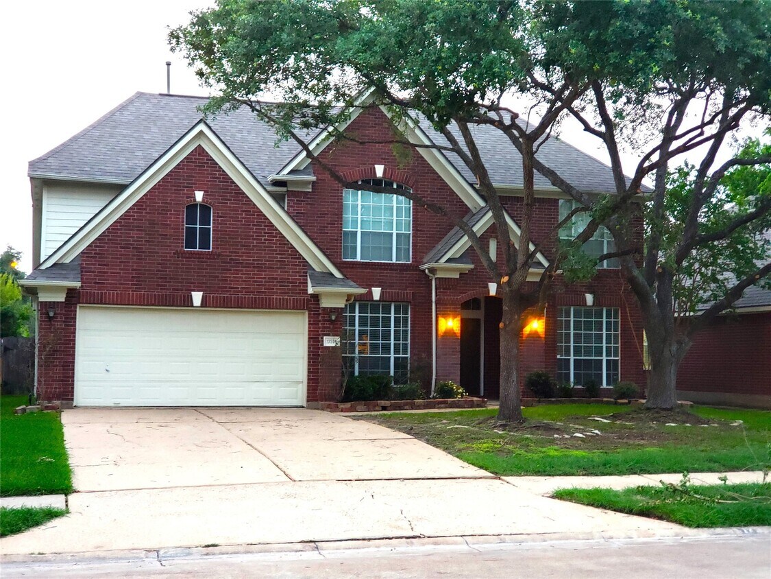 Primary Photo - 17314 Winfield Square