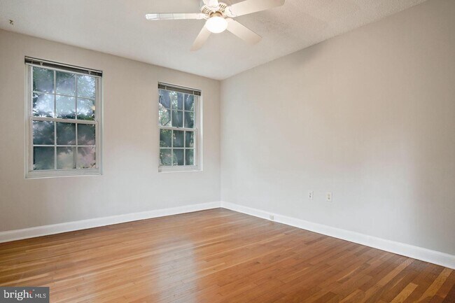 Foto del edificio - 3051 Idaho Ave NW