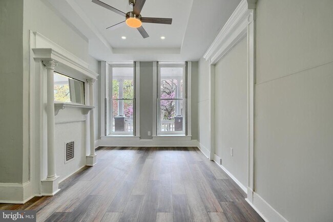 Foto del edificio - 2619 N Calvert St