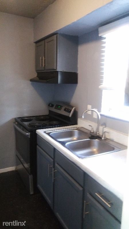 Primary Photo - 1 br, 1 bath Apartment - 14020 Esperanza Rd
