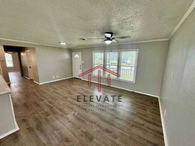 Foto del edificio - 4114 Rufe Snow Dr