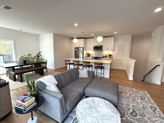 Building Photo - Urban Luxury in U Street Corridor