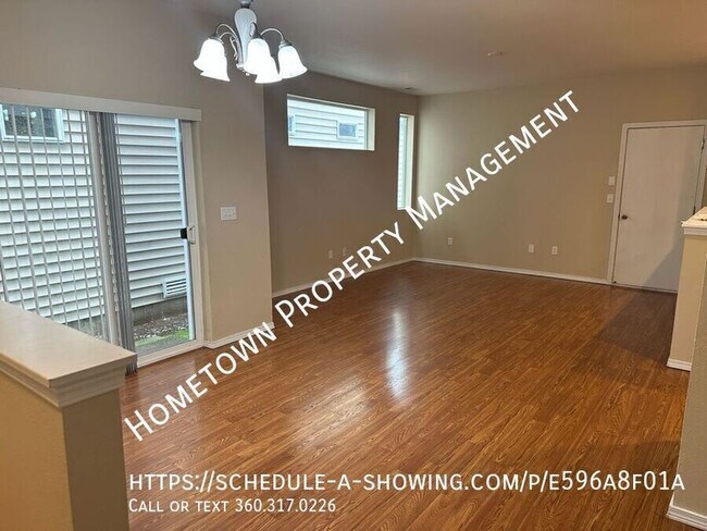 Building Photo - 4332 Freemont St NE