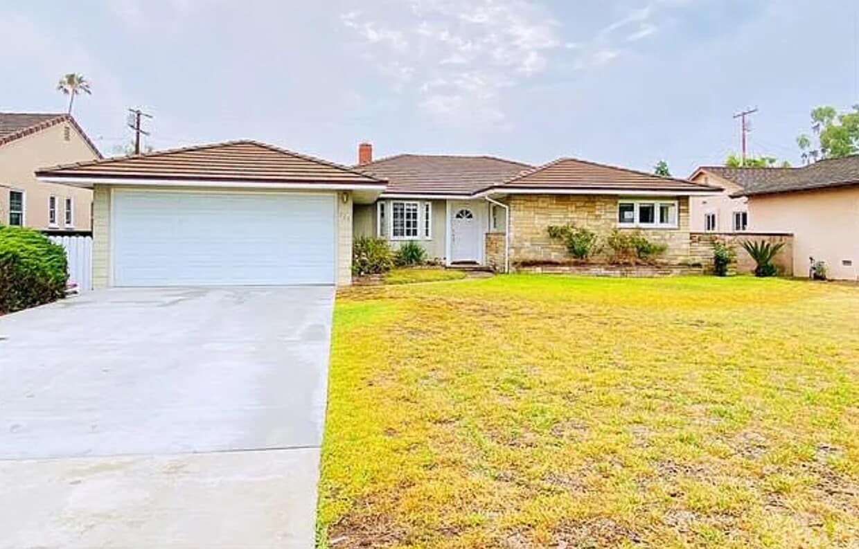 Foto principal - 224 Cabrillo Rd