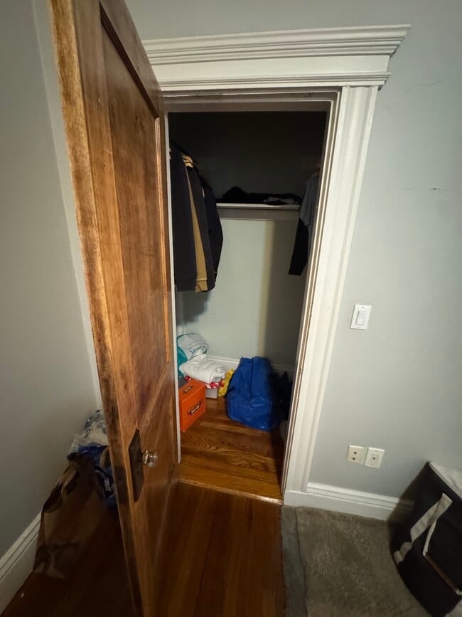 Building Photo - 282 Newbury St