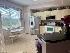 Building Photo - 10510 Amiata Way