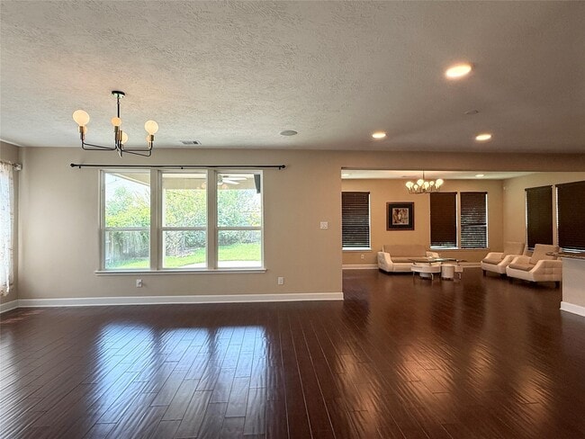 Foto del edificio - 4911 Lattimore Creek Dr