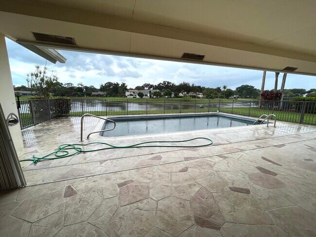 Foto del edificio - 4020 NW 24th Terrace