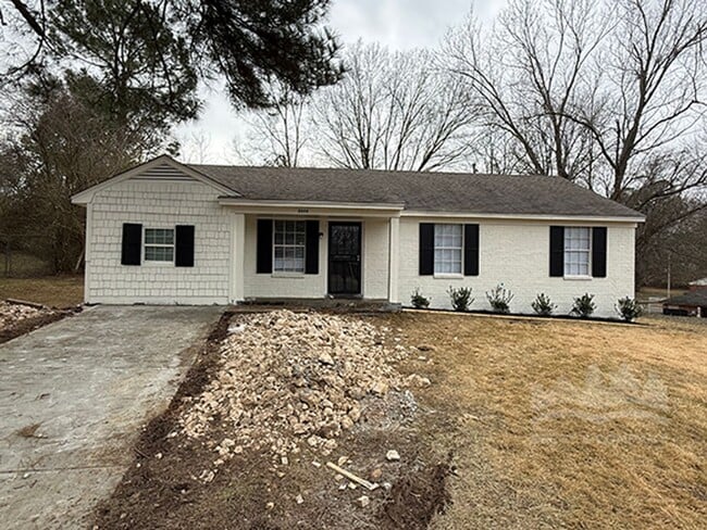 Building Photo - 3359 Spring Water Cove