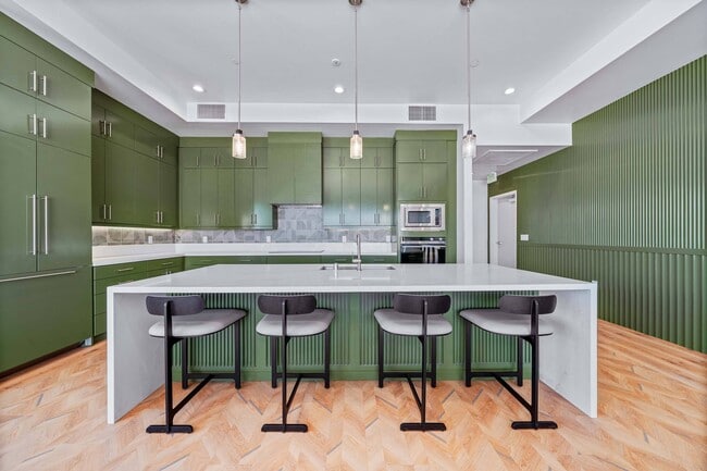 Interior Photo - Province