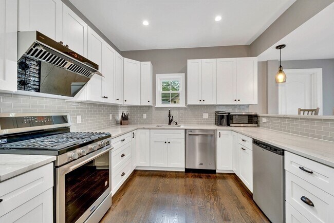 Foto del edificio - 3 Highet Ave