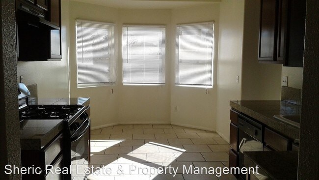 Building Photo - 58594 Barron Dr
