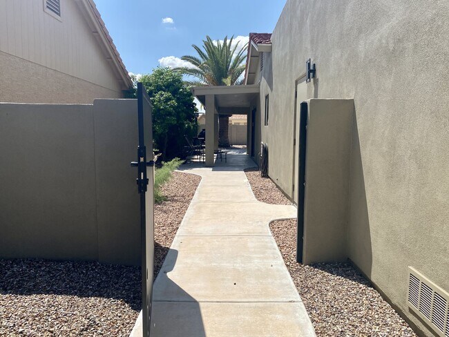 Foto del edificio - 26430 S Ribbonwood Dr
