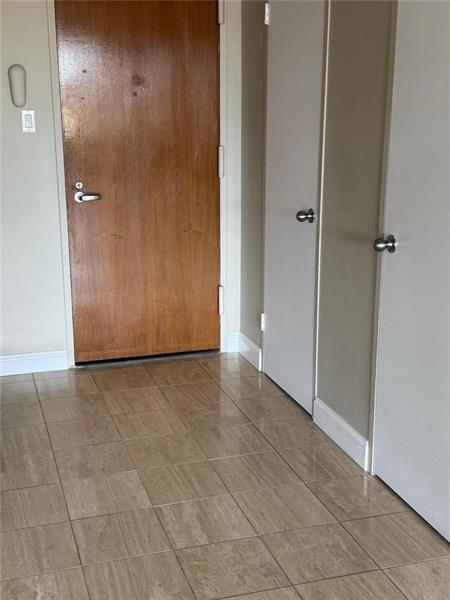 Building Photo - 320 Fort Duquesne Blvd