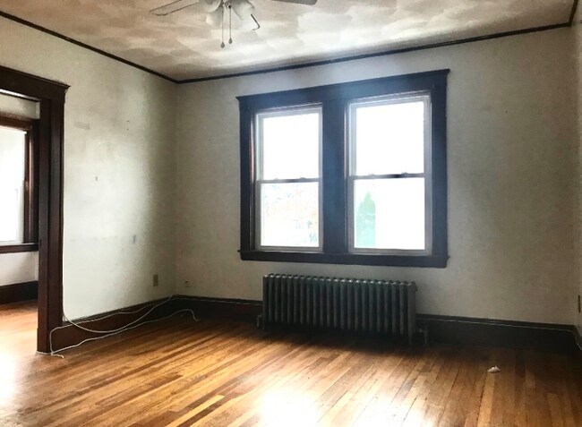 Building Photo - 76 Stimson St