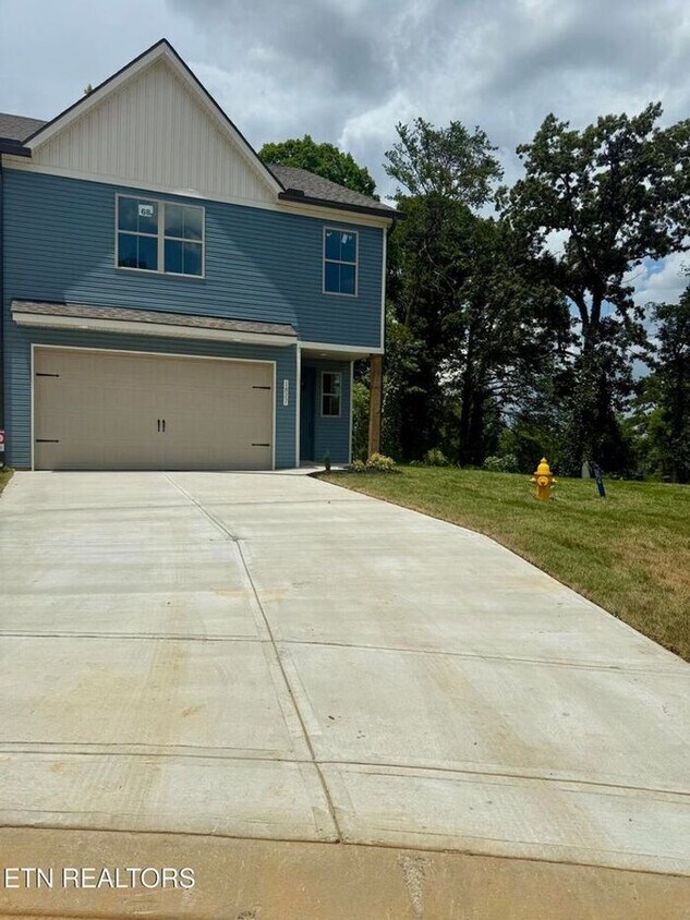 Primary Photo - 3bd Marigold floorpan in Bennett Village
