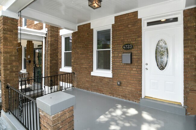 Foto del edificio - 4723 Georgia Ave NW