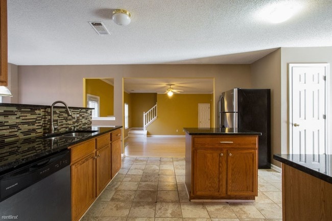 Building Photo - 6266 Sayler Park