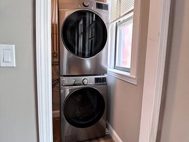 Foto del edificio - 5-bed 2-bath New Remodel in Cleveland Circle