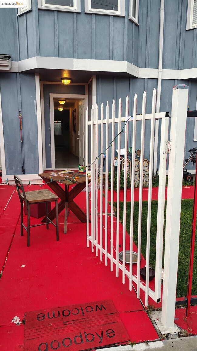 Foto del edificio - 3532 San Leandro St