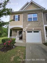 Building Photo - 110 Fargale Ln