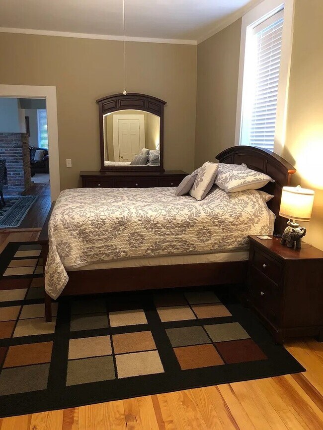 Foto del edificio - 209 E Monroe St