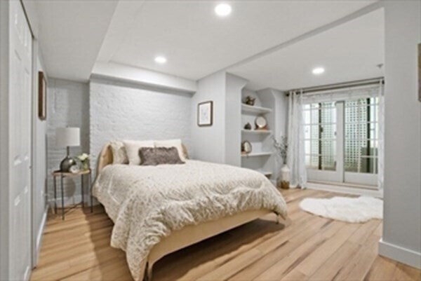 Foto del edificio - 8 Mount Vernon Pl