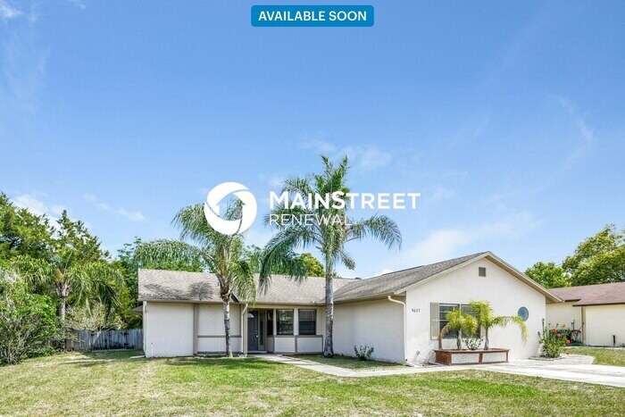 Primary Photo - 4 Bedroom Pet-Friendly Home in Spring Hill...