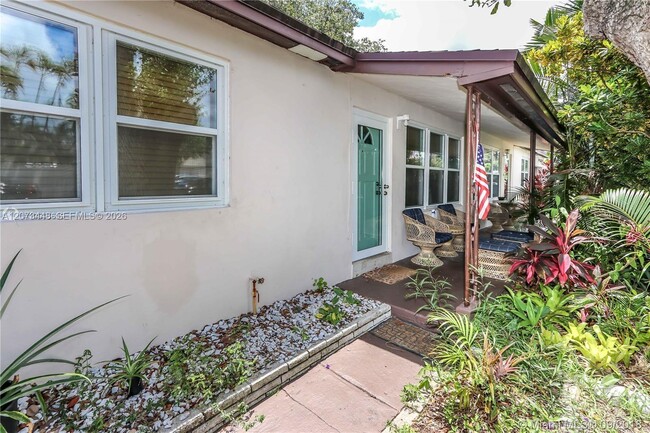 Building Photo - 2274 SW 44th St