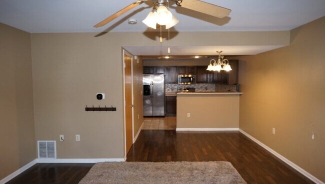 Foto del edificio - 6720 Fairhaven Rd