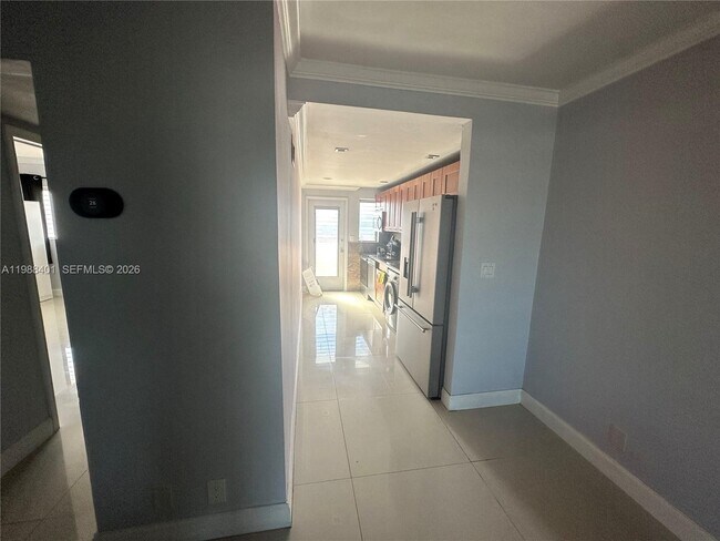 Foto del edificio - 1450 NE 170th St