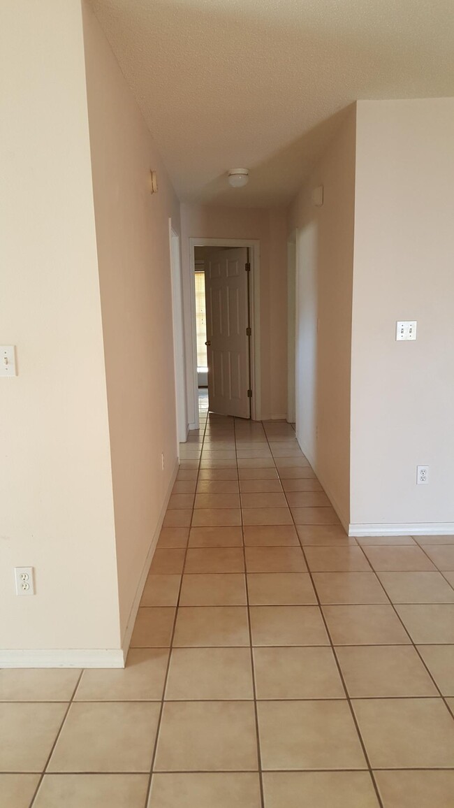 Building Photo - 1821 Cotton Tree Ct