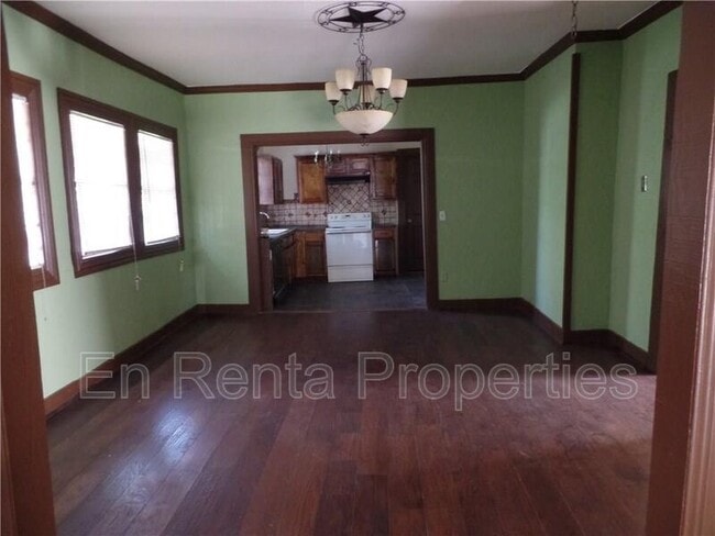 Foto del edificio - 1925 St Louis Ave