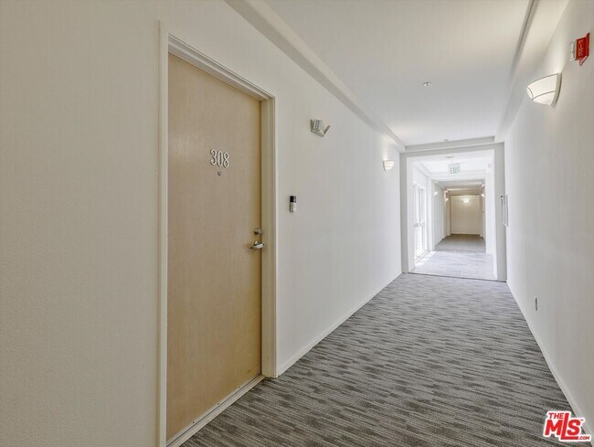 Foto del edificio - 937 12th St