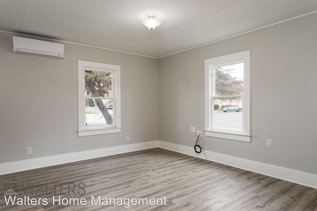 Building Photo - 2 br, 1 bath House - 404 West 4th Avenue