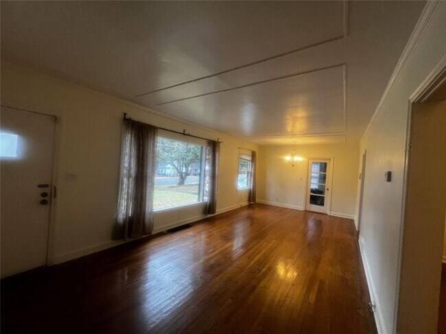 Foto del edificio - 977 Lindridge Way NE
