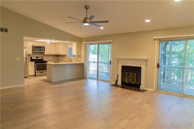 Building Photo - 72 Fair Haven Way