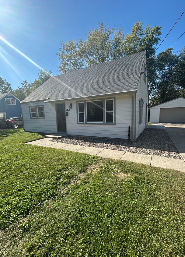 Primary Photo - Valley Station 4 Bedroom