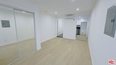Building Photo - 1732 Crenshaw Blvd