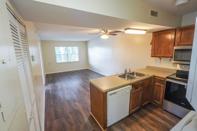 Living Area - 229 E King St