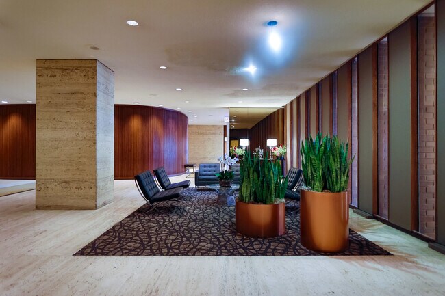Foto del edificio - 6033 N Sheridan Rd