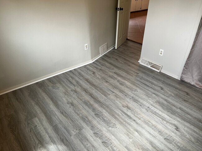 Foto del edificio - 5818 W Washington St