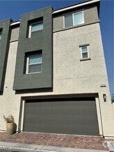 Building Photo - 3736 Enchanted Sky St
