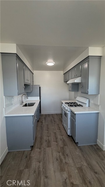 Foto del edificio - 908 Marguerita Ave