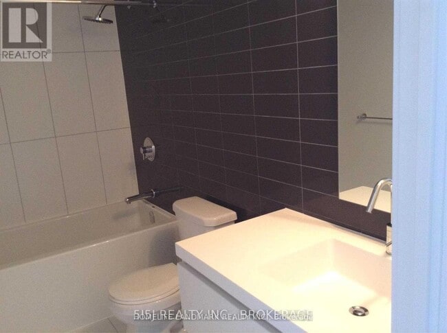 Building Photo - 85 Queens Wharf Rd