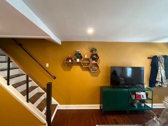 Foto del edificio - 2612 Almond St