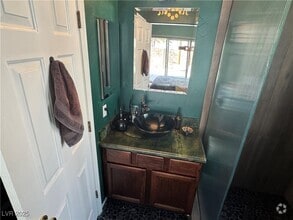 Building Photo - 1058 Warm Canyon Way