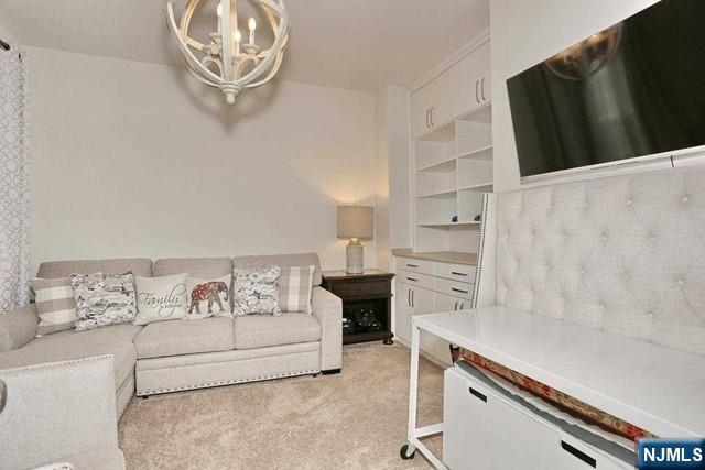 Foto del edificio - 4-12-30 30th St